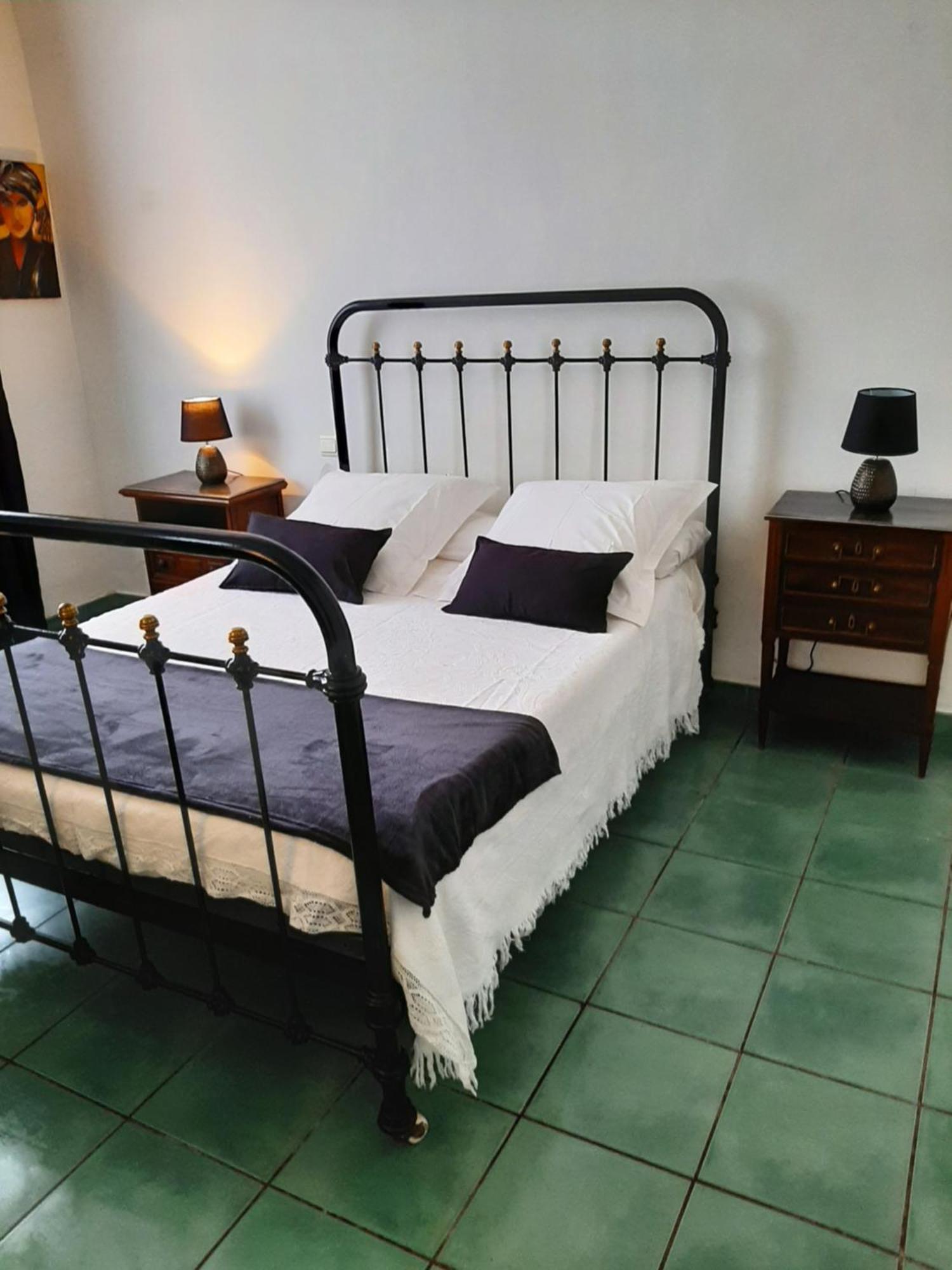 Chez Jean Villa Millas Luaran gambar